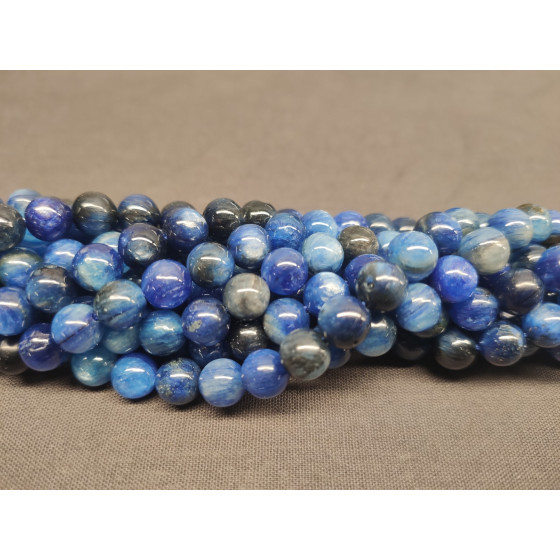 Fil cyanite naturelle perles A