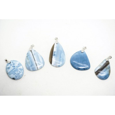 pendentif opale bleue