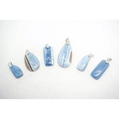 opale bleue pendentif