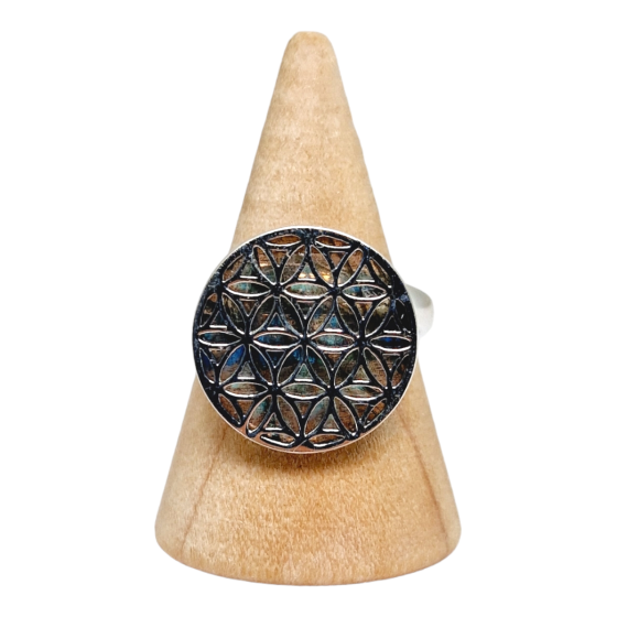 Bague fleur de vie...