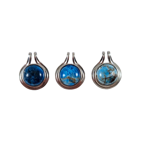 Pendentif apatite serti métal