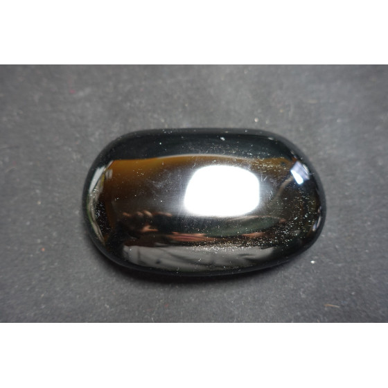 Galet en obsidienne Noire