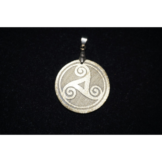 Pendentif Trisquel Obsidienne