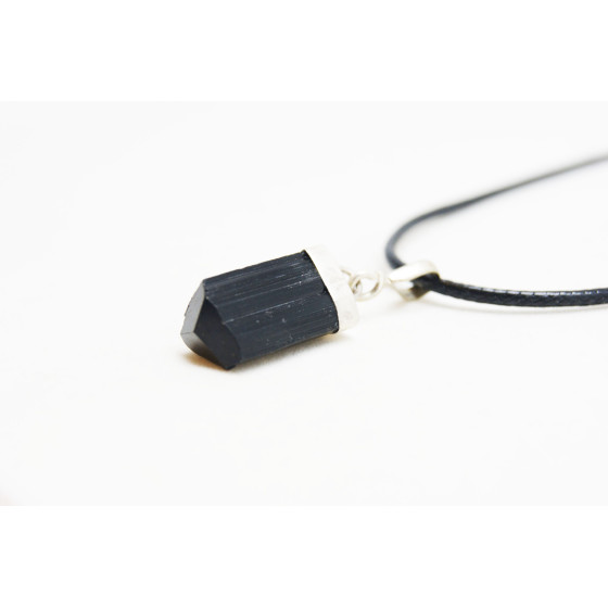 Pendentif Tourmaline Noire serti en argent 925