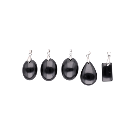 Pendentif spinelle noire AA