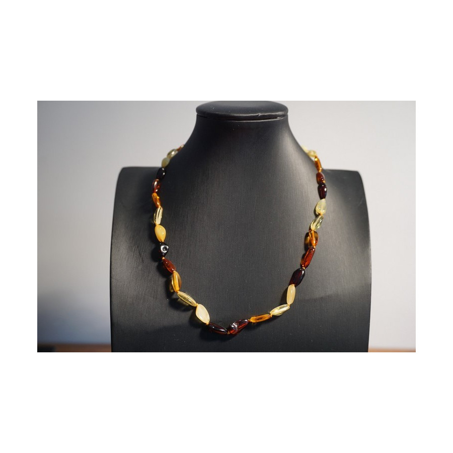 Collier adulte Ambre Trois Couleurs Collier adulte Ambre Trois Couleurs