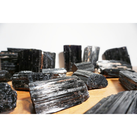 Tourmaline noire brute