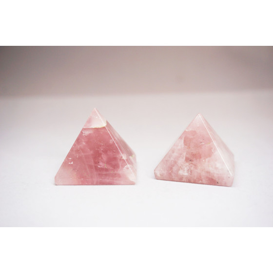 Pyramide en Quartz rose