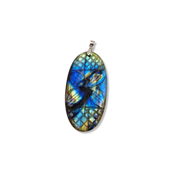 Pendentif Labradorite gravé